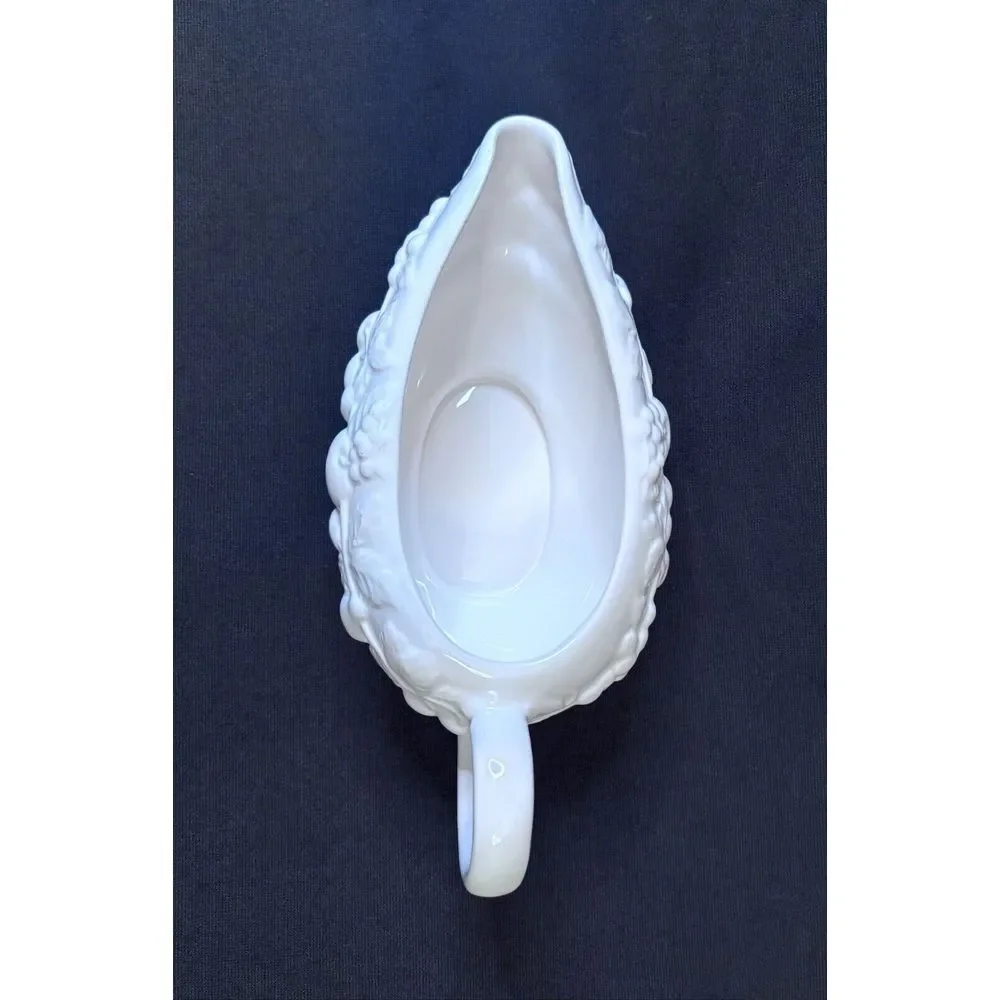 Over and Back‎ Fruit Vine Design replacement Gravy  Sauce Boat without plate.